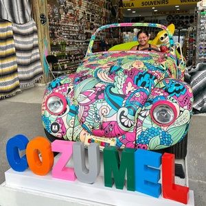 Meet your Posher, Estefanie